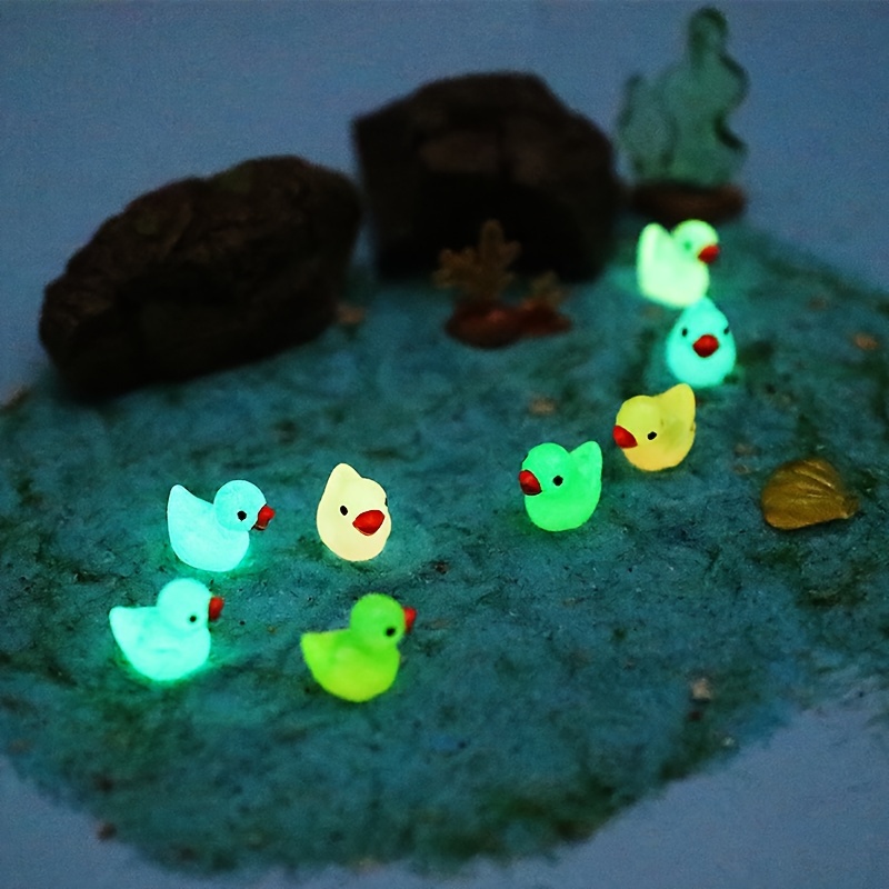 Yellow Duckling, Glow-In-The-D - Aquarium Plant Yellowing 评论和价格